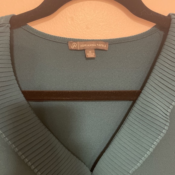 Adrianna Papell Size M Blouse - Picture 4 of 4